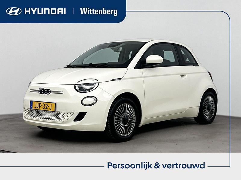 Wit Gebruikt 2023 Fiat 500e Urban Hatchback | € 17.900 (Goede deal) - Afbeelding 1/4