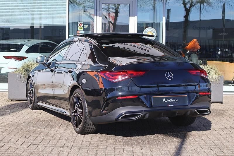 Occasion Mercedes CLA180 AMG line 136 PK (100 kW) 2021 Zwart (metallic) Sedan