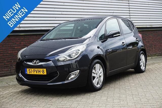 Zwart Gebruikt 2011 Hyundai ix20 MPV | € 4.450 (Eerlijke prijs) - Afbeelding 1/4