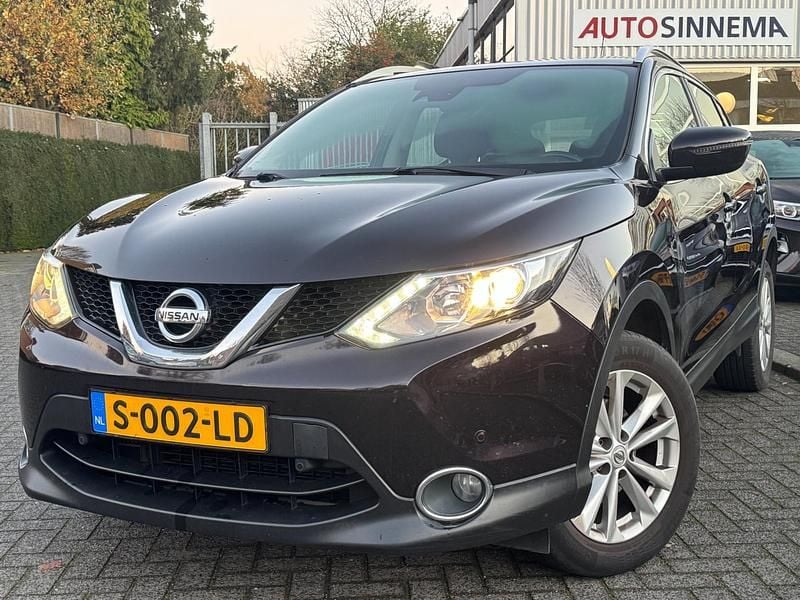 Zwart (metallic) Gebruikt 2016 Nissan Qashqai N-Vision SUV | € 14.495 (Goede deal) - Afbeelding 1/4
