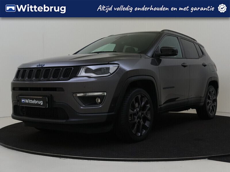 Grijs, metallic lak Gebruikt 2021 Jeep Compass SUV | € 25.425 (Eerlijke prijs) - Afbeelding 1/3