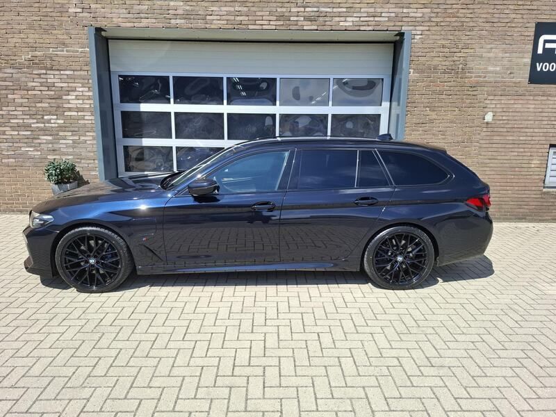 Occasion BMW 530 293 PK (215 kW) 2021 Zwart Stationwagen