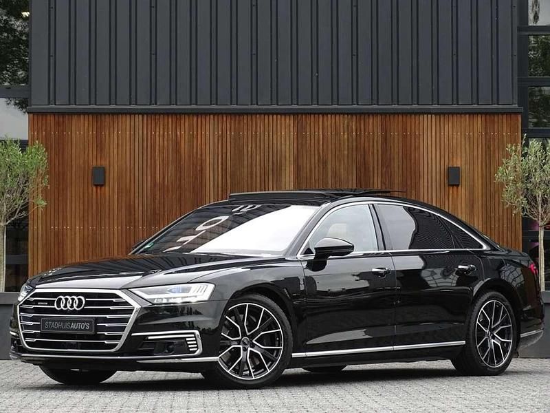 Zwart, metallic lak Gebruikt 2019 Audi A8L Exclusive Sedan | € 54.995 - Afbeelding 1/4