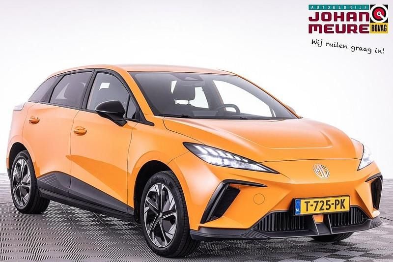 Occasion MG MG4 EV Comfort 150 kW (204 PK) 2023 Oranje Hatchback