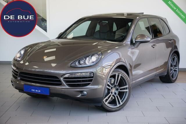 Grijs Gebruikt 2013 Porsche Cayenne SUV | € 19.911 (Eerlijke prijs) - Afbeelding 1/3