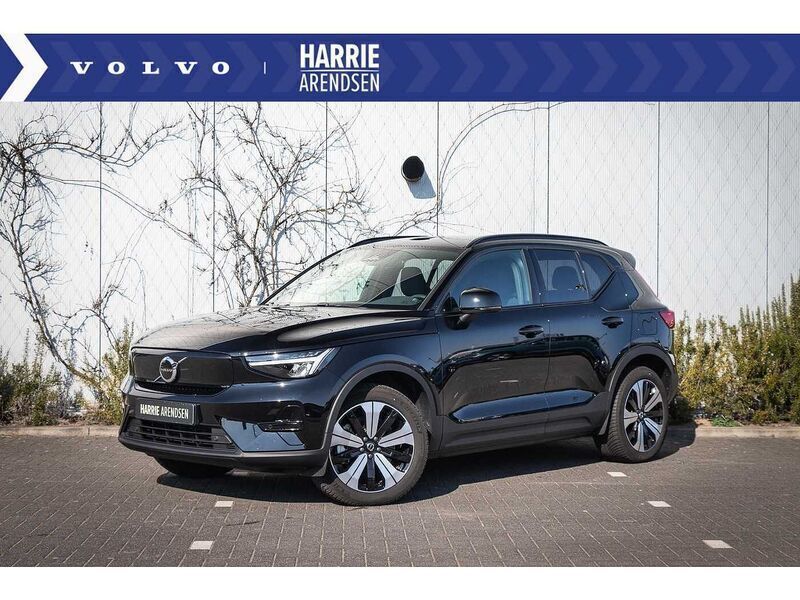 Zwart Gebruikt 2022 Volvo XC40 Plus SUV | € 37.899 (Super prijs) - Afbeelding 1/4