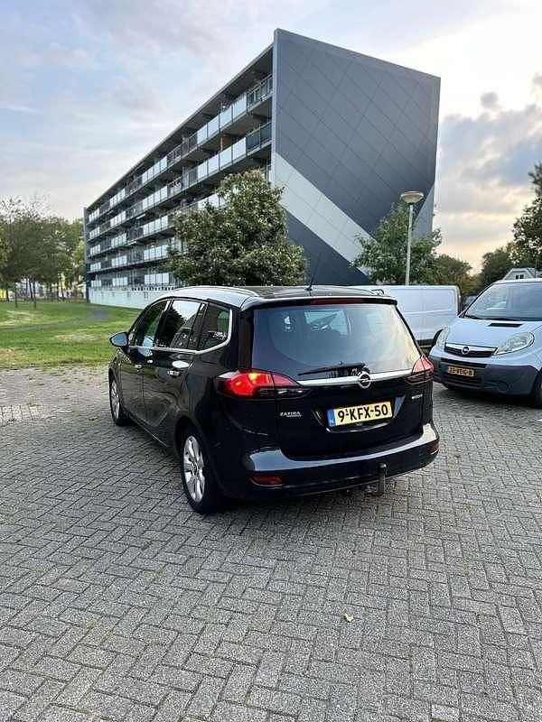 Occasion Opel Zafira Tourer 140 PK (102 kW) 2013 Zwart MPV