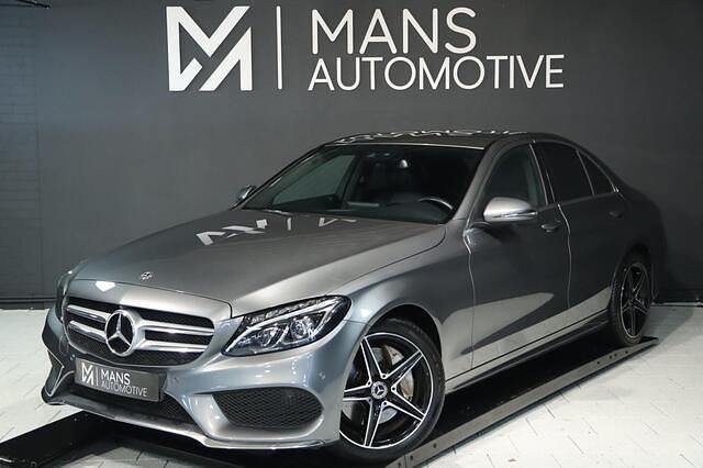 Grijs Occasion 2018 Mercedes C250 AMG Sedan | € 23.950 (Eerlijke prijs) - Afbeelding 1/4
