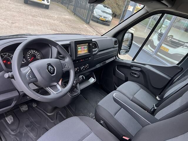 Occasion Renault Master 136 PK (100 kW) 2022 Grijs MPV