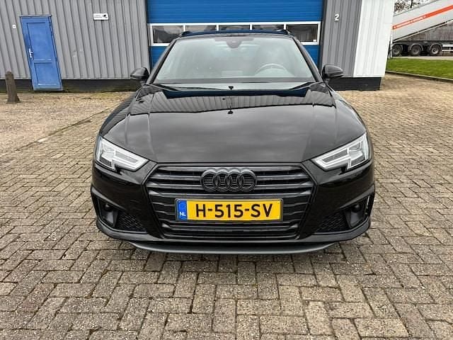 Occasion Audi A4 S-Line 190 PK (139 kW) 2020 Zwart (metallic) Stationwagen