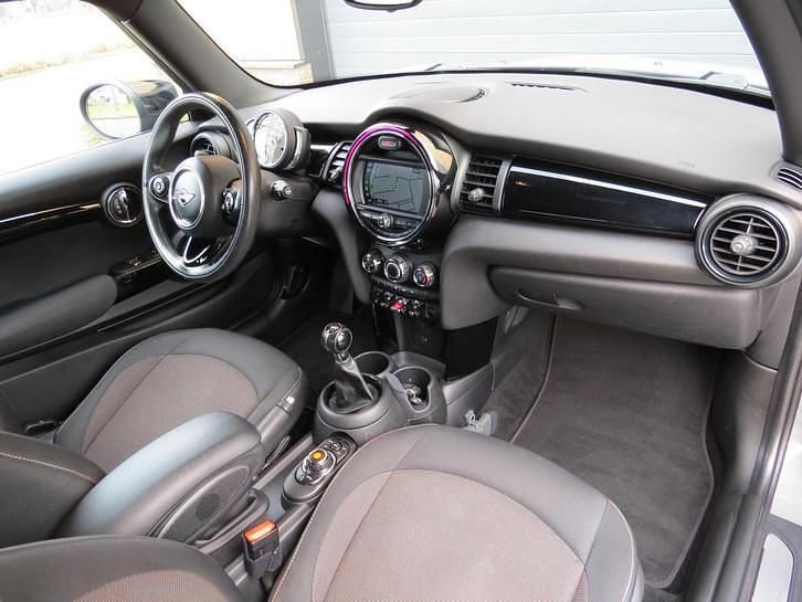 Occasion Mini Cooper Pepper 136 PK (100 kW) 2020 Grijs Hatchback