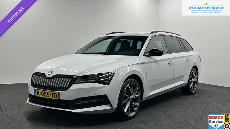 Wit Occasion 2021 Skoda Superb Business Line Stationwagen | € 22.500 (Eerlijke prijs) - Afbeelding 1/4