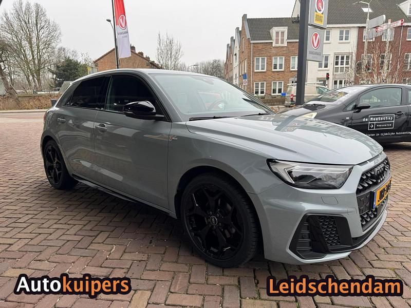 Occasion Audi A1 150 PK (110 kW) 2023 Grijs SUV