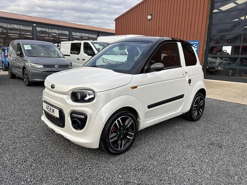 Wit Gebruikt 2022 Microcar M.Go Hatchback | € 10.950 (Eerlijke prijs) - Afbeelding 1/4