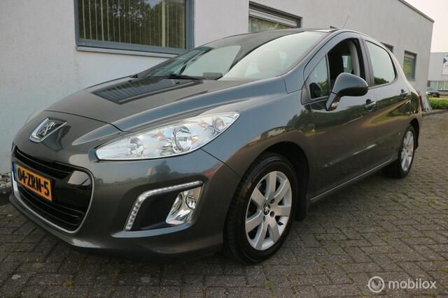 Grijs Gebruikt 2013 Peugeot 308 Active Hatchback | € 3.900 (Goede deal) - Afbeelding 1/4
