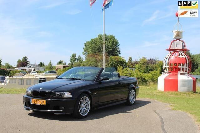 Zwart Gebruikt 2002 BMW 330 Cabriolet Executive Cabriolet | € 8.950 (Goede deal) - Afbeelding 1/4
