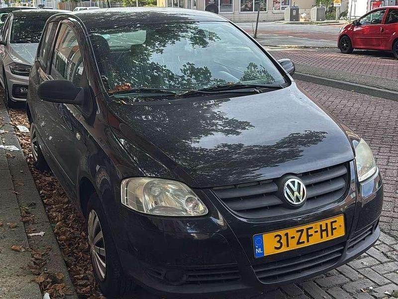 Zwart Gebruikt 2008 VW Fox Trendline Hatchback | € 1.250 (Eerlijke prijs) - Afbeelding 1/4