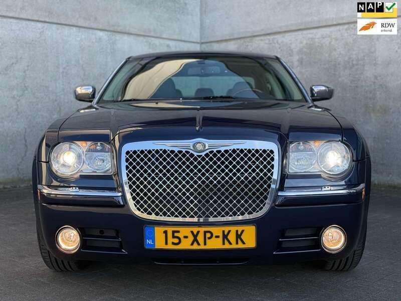 Blauw Gebruikt 2007 Chrysler 300C Sedan | € 6.995 (Eerlijke prijs) - Afbeelding 1/4