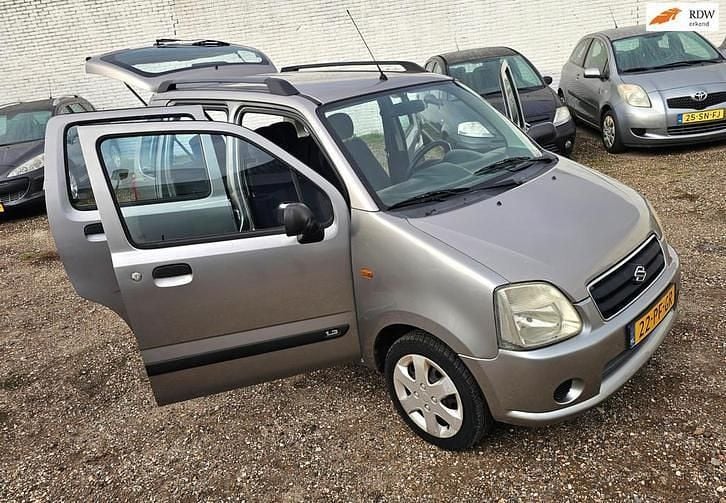 Gebruikt 2004 Suzuki Wagon R+ GLX Van | € 1.799 (Goede deal) - Afbeelding 1/1