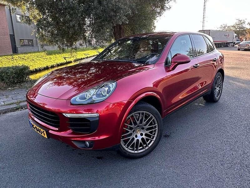 Zwart Gebruikt 2017 Porsche Cayenne Platinum Edition SUV | € 37.500 (Eerlijke prijs) - Afbeelding 1/4