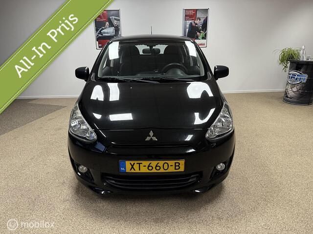 Occasion Mitsubishi Space Star 71 PK (52 kW) 2015 Zwart Hatchback