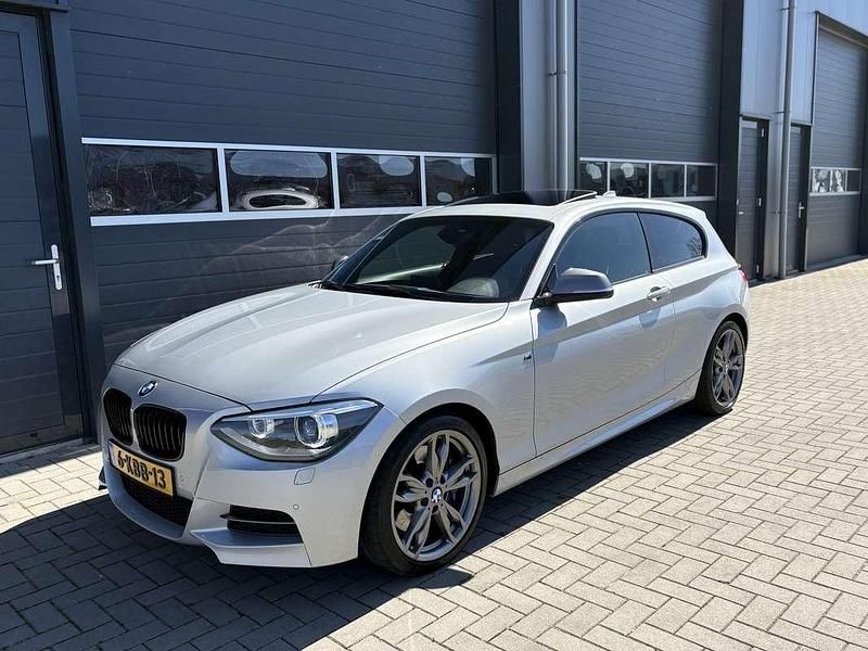 Occasion BMW M135 320 PK (235 kW) 2013 Grijs (metallic) Hatchback