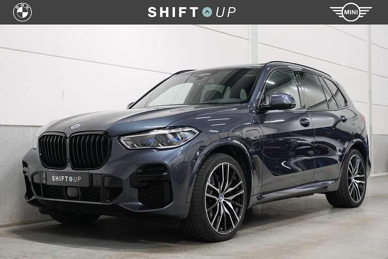 Grijs Gebruikt 2022 BMW X5 M Sport SUV | € 66.940 (Eerlijke prijs) - Afbeelding 1/3