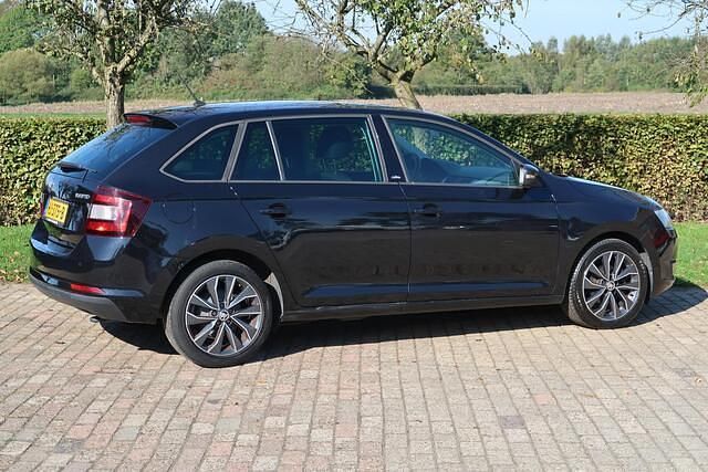 Occasion Skoda Rapid 90 PK (66 kW) 2015 Zwart Hatchback