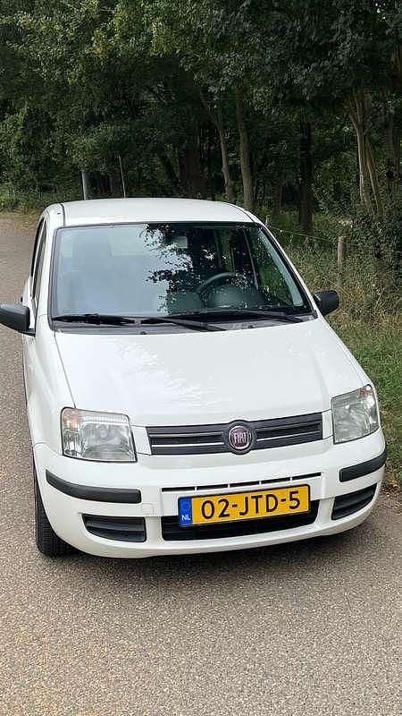 Wit Gebruikt 2009 Fiat Panda Dynamic Hatchback | € 1.900 (Goede deal) - Afbeelding 1/4