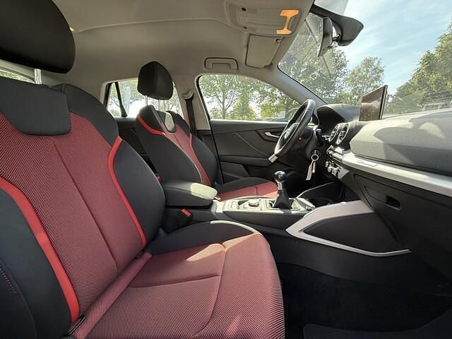 Occasion Audi Q2 Basis 116 PK (85 kW) 2020 Zwart SUV