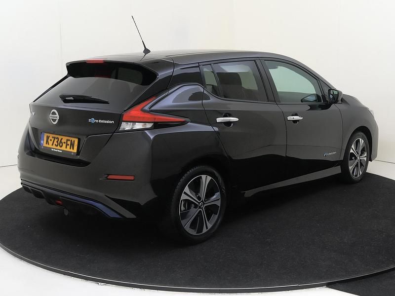 Occasion Nissan Leaf Tekna 110 kW (150 PK) 2020 Zwart Hatchback