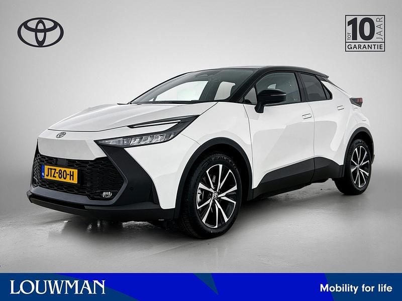 Wit Occasion 2025 Toyota C-HR Edition SUV | € 36.945 (Super prijs) - Afbeelding 1/4