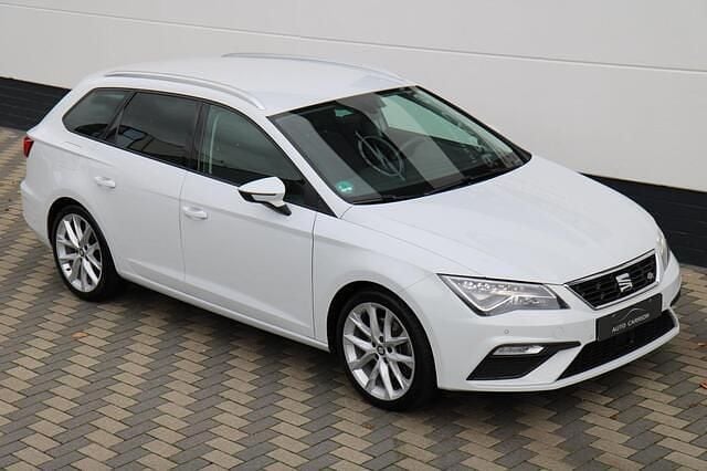 Wit Gebruikt 2017 Seat Leon ST FR Stationwagen | € 18.945 (Eerlijke prijs) - Afbeelding 1/4