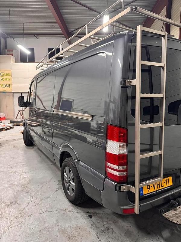 Occasion 2010 Mercedes Sprinter Van | € 8.000 (Super prijs) - Afbeelding 1/4