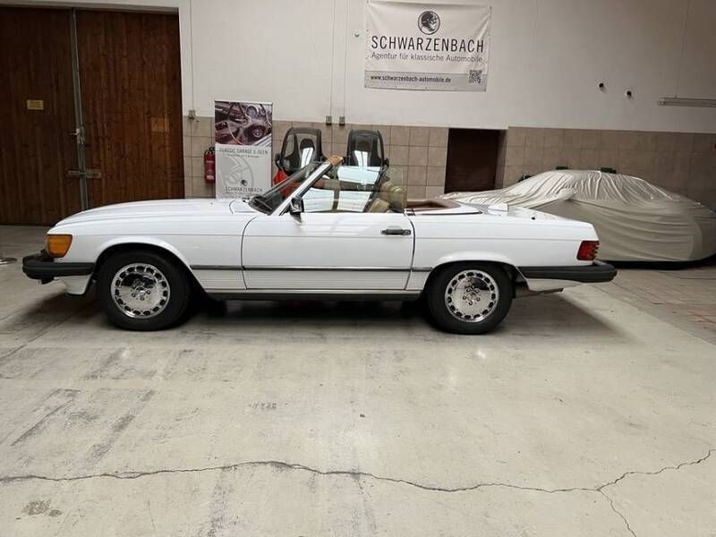 Wit Gebruikt 1987 Mercedes 560 Cabriolet | € 19.900 - Afbeelding 1/4