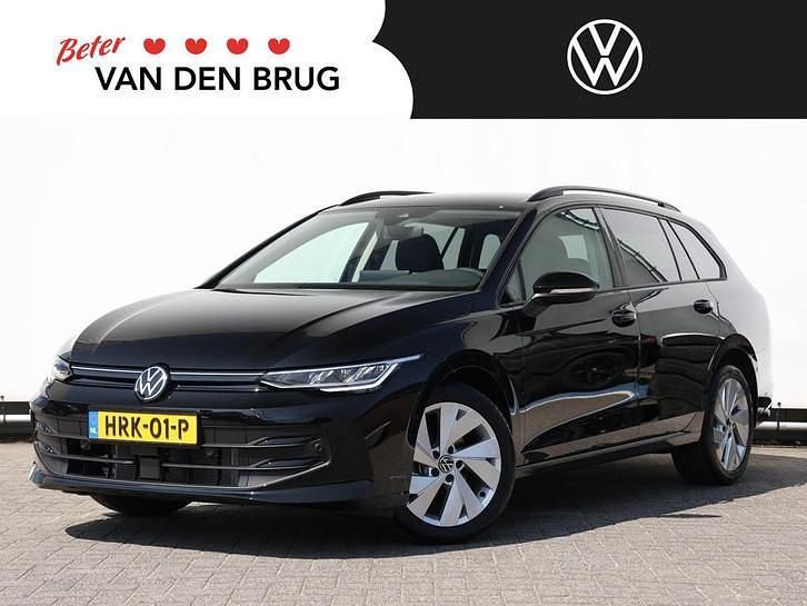 Zwart Occasion 2025 VW Golf VIII Edition Stationwagen | € 32.900 (Eerlijke prijs) - Afbeelding 1/4