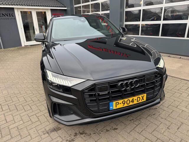 Occasion Audi Q8 Competition 340 PK (250 kW) 2022 Zwart SUV