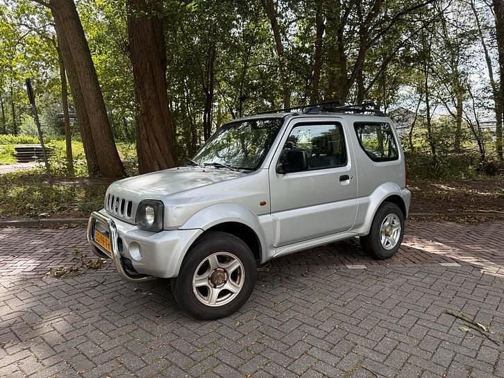 Gebruikt 2004 Suzuki Jimny SUV | € 5.000 (Eerlijke prijs) - Afbeelding 1/4
