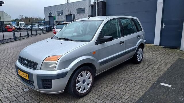 Occasion Ford Fusion 80 PK (58 kW) 2007 Grijs Hatchback