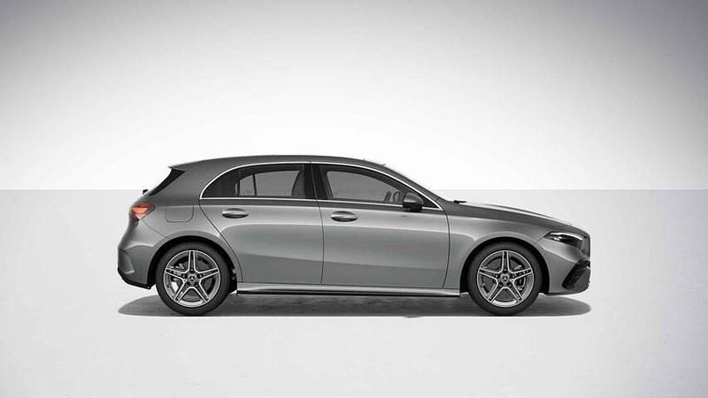 Occasion Mercedes A250 AMG line 218 PK (160 kW) 2023 Grijs Hatchback
