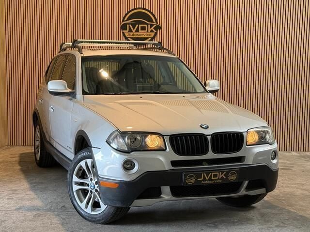 Grijs, metallic lak Gebruikt 2010 BMW X3 SUV | € 8.440 (Eerlijke prijs) - Afbeelding 1/4