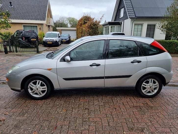Gebruikt 2000 Ford Focus | € 999 (Eerlijke prijs) - Afbeelding 1/1