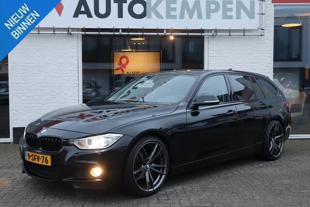 Zwart, metallic lak Gebruikt 2013 BMW 318 Executive Stationwagen | € 12.900 (Iets duurder) - Afbeelding 1/4