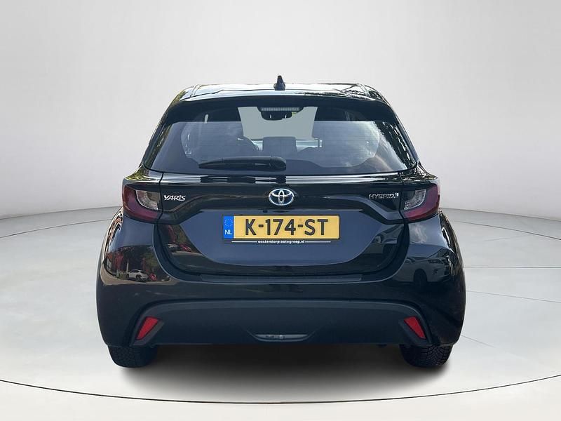 Occasion Toyota Yaris Hybrid Active 116 PK (85 kW) 2021 Zwart Hatchback