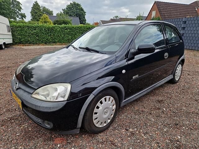 Zwart Gebruikt 2001 Opel Corsa Elegance Hatchback | € 1.250 (Iets duurder) - Afbeelding 1/4