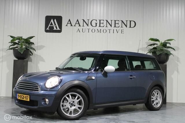Blauw, metallic lak Gebruikt 2010 Mini Cooper Clubman Stationwagen | € 7.700 (Goede deal) - Afbeelding 1/4