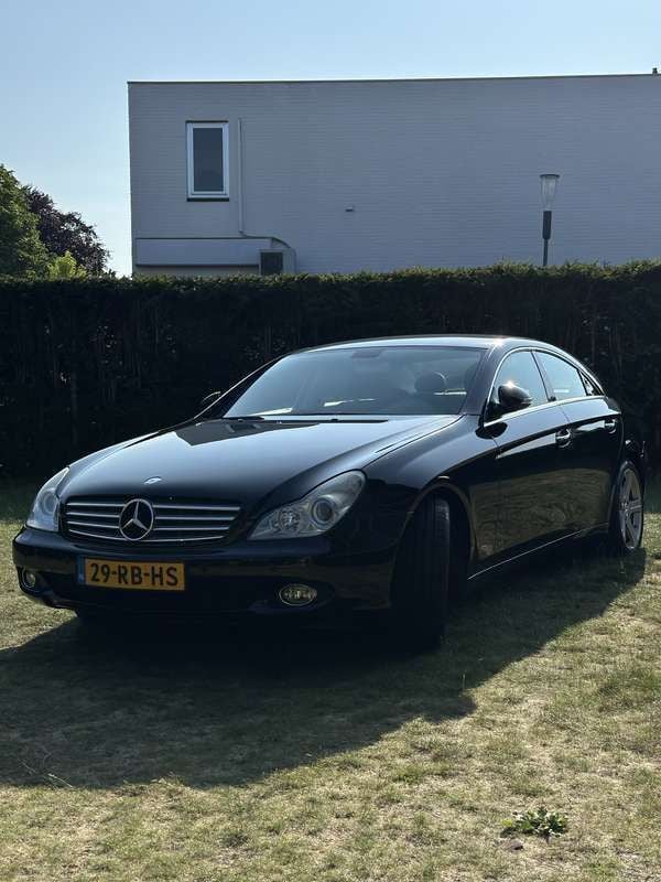 Gebruikt 2005 Mercedes CLS500 Coupé | € 13.500 - Afbeelding 1/4