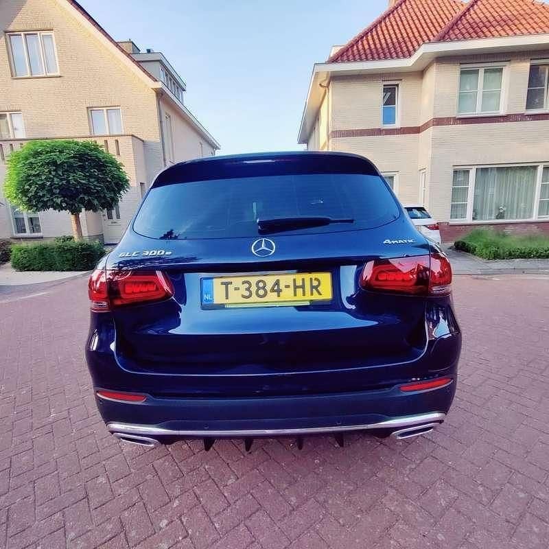 Gebruikt 2022 Mercedes GLC300e SUV | € 42.500 (Goede deal) - Afbeelding 1/4