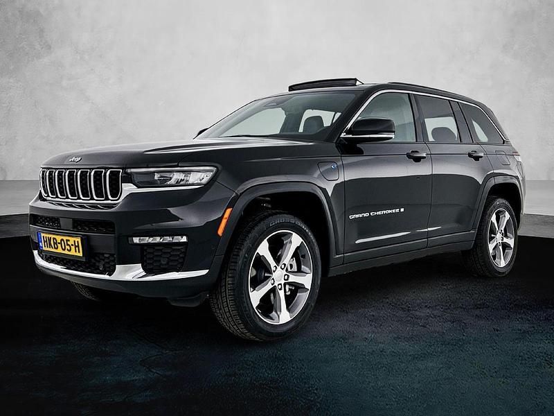 Zwart Occasion 2025 Jeep Grand Cherokee Limited SUV | € 70.920 (Eerlijke prijs) - Afbeelding 1/1