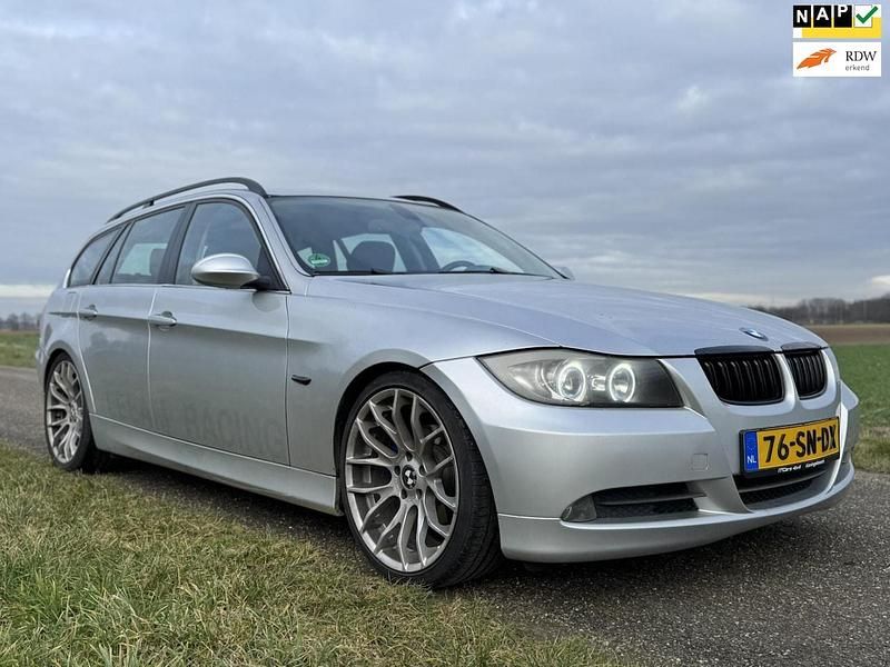 Occasion BMW 325 Executive 218 PK (160 kW) 2006 Grijs Stationwagen
